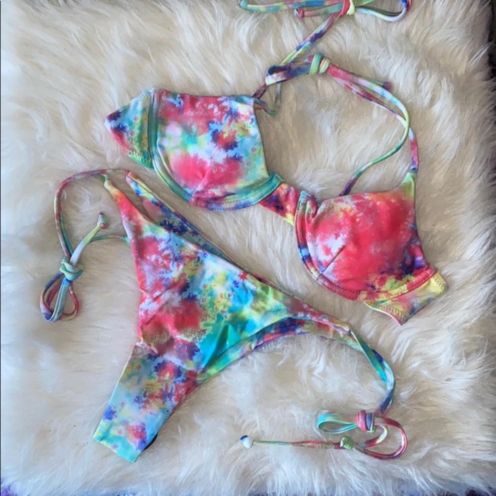 Tie Dye Underwire Bikini Set